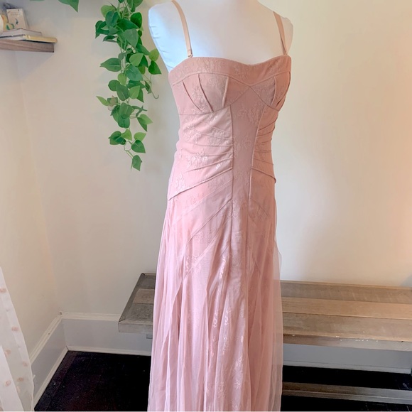 BCBG Maxazria Dress - Picture 5 of 8